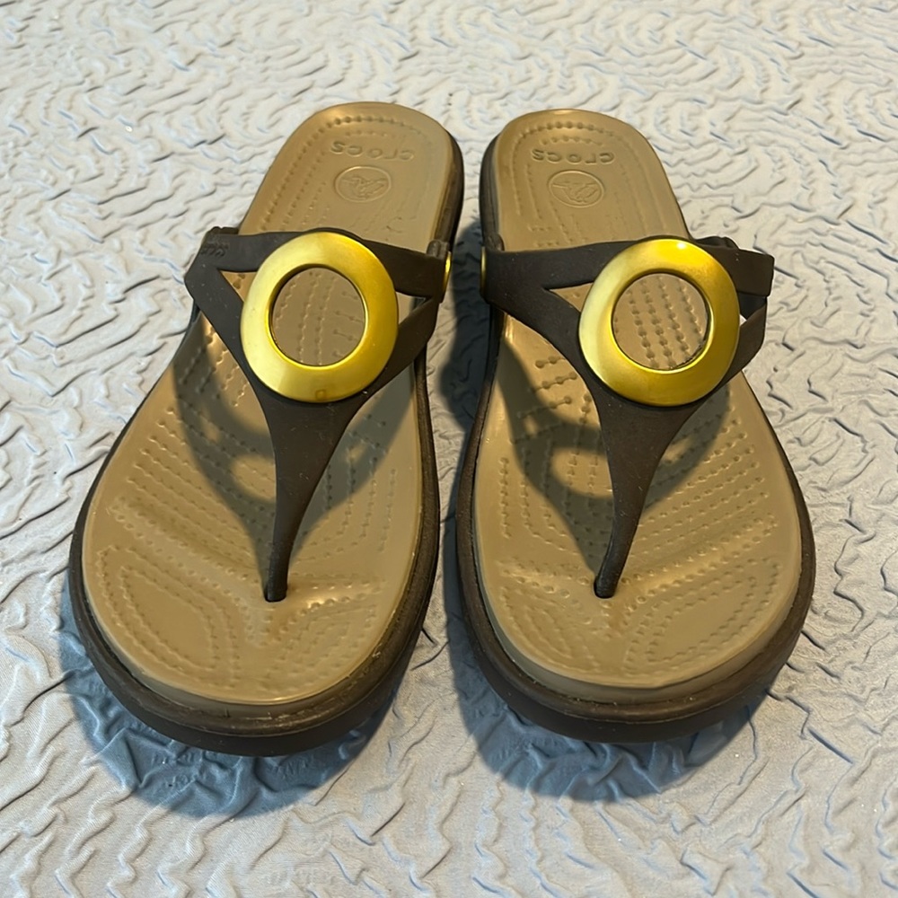 Crocs wedged sandals